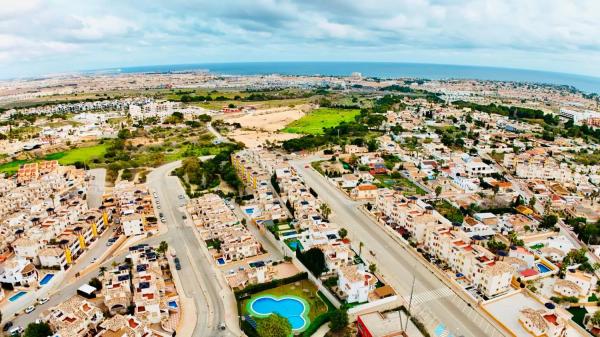 Chalet en Barrio Lomas de Cabo Roig-Los Dolses