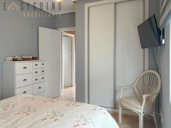 Chalet pareado en calle Guadalquivir