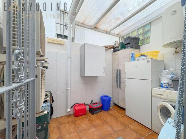 Chalet pareado en calle Guadalquivir