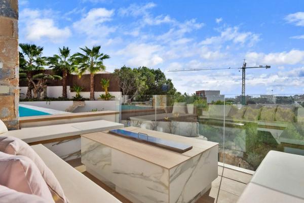 Casa independiente en calle Bonalba s/n