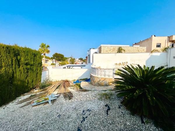 Chalet adosado en calle Acuario, 73