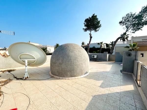 Chalet adosado en calle Acuario, 73