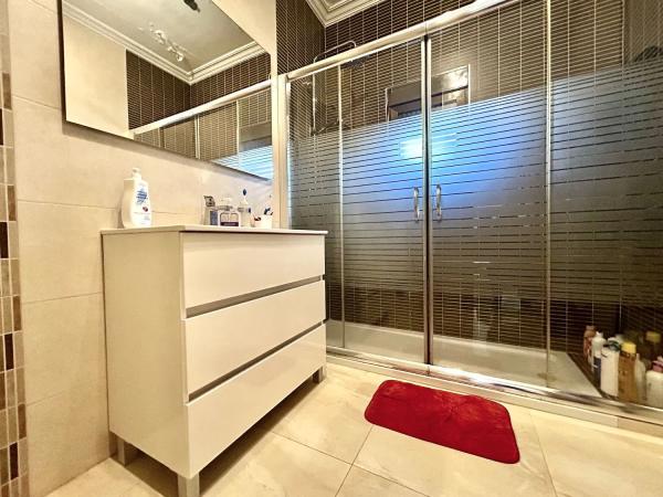 Chalet adosado en calle Acuario, 73