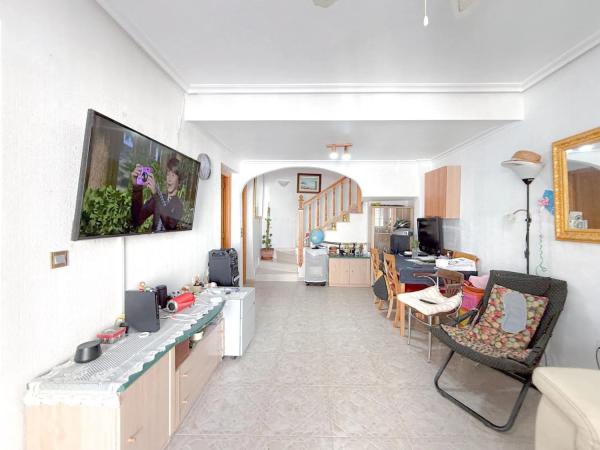 Chalet pareado en calle Estaca, 5