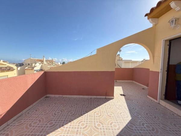 Chalet pareado en calle Estaca, 5