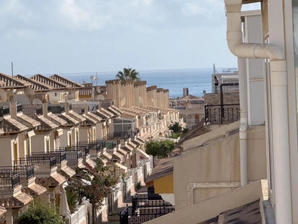 Chalet pareado en calle Estaca, 5