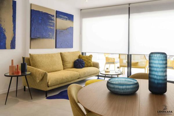 Piso en calle Ofelia Sequeros, 2