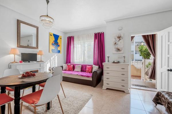 Chalet adosado en calle Prto.Sal V. Costa