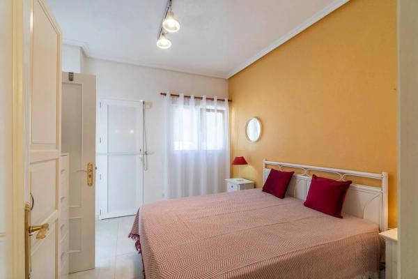 Casa independiente en calle Nicolás de Bussi, 22