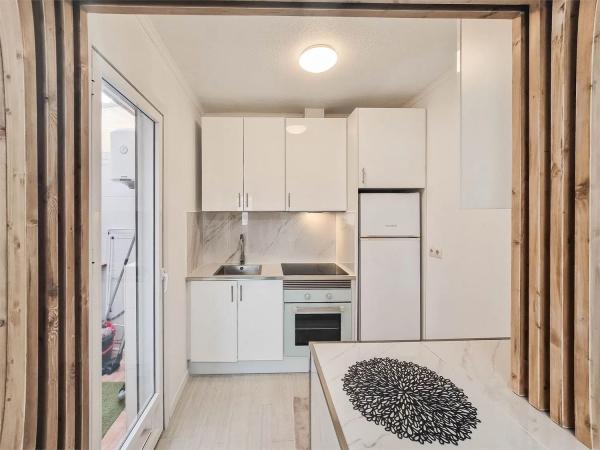 Chalet adosado en calle Limón