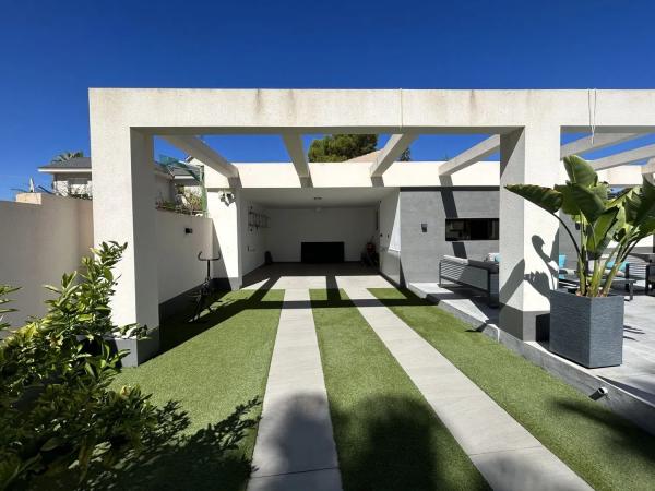 Casa independiente en ronda de Garcilaso de la Vega, 12