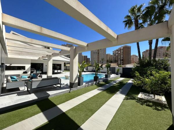 Casa independiente en ronda de Garcilaso de la Vega, 12