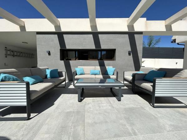 Casa independiente en ronda de Garcilaso de la Vega, 12