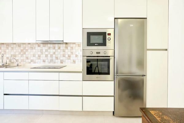 Chalet adosado en calle Cabo San Vicente, 6