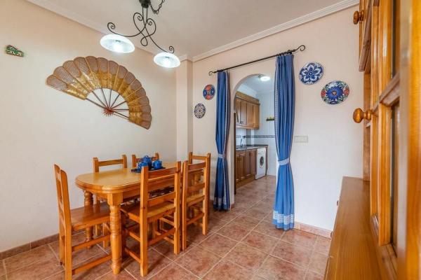 Piso en calle Torre de Pisa, 1