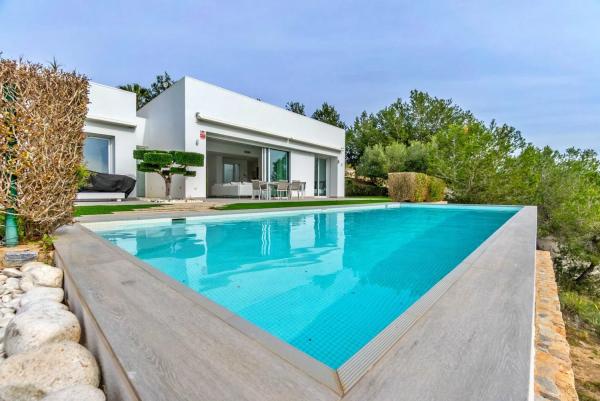 Casa independiente en calle Bonalba, 15