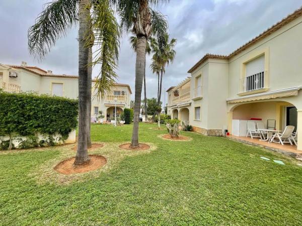 Piso en Barrio Les Bovetes-La Felicidad