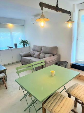 Estudio en calle Oceà Índic