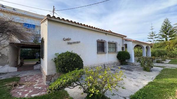 Casa independiente en Partida Marines B, 23