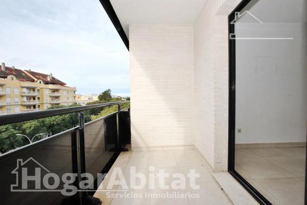 Piso en avenida Juan Chabás