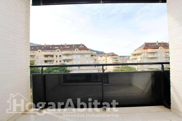 Piso en avenida Juan Chabás