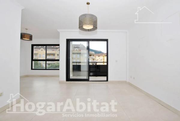 Piso en avenida Juan Chabás