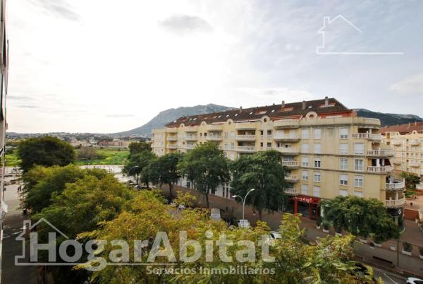 Piso en avenida Juan Chabás