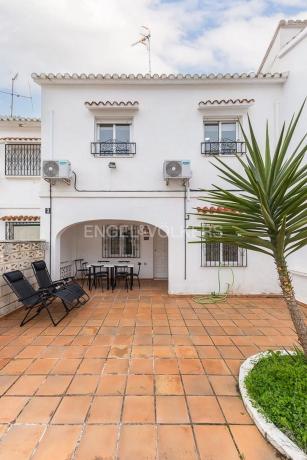 Chalet adosado en calle Oceà Antàrtic