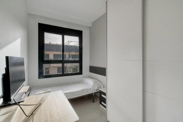 Piso en calle Ausias March