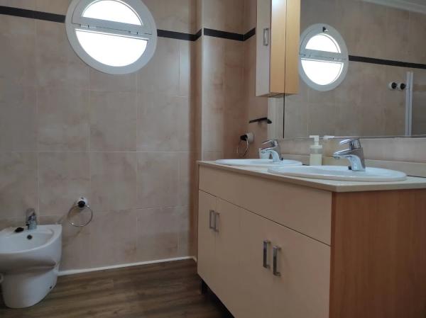 Piso en plaza de Mil Palmeras