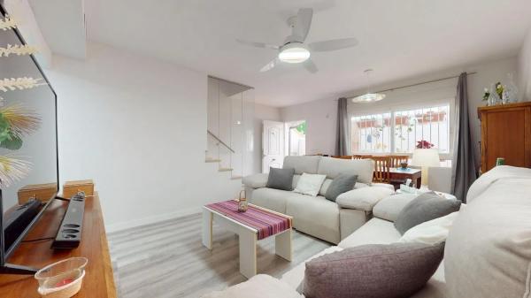 Chalet adosado en calle Ajedrea