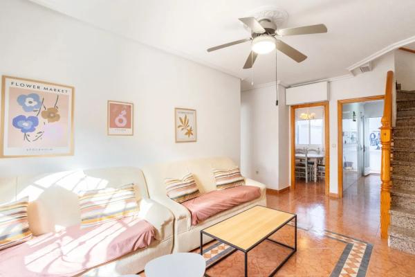 Chalet adosado en calle Pedro Sánchez