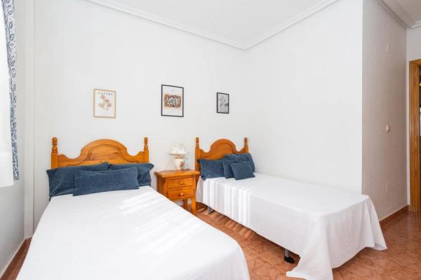 Chalet adosado en calle Pedro Sánchez