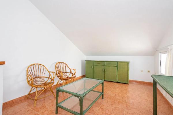 Chalet adosado en calle Pedro Sánchez