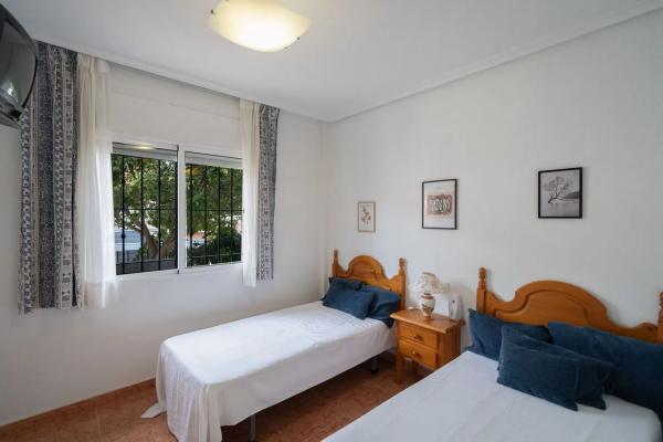 Chalet adosado en calle Pedro Sánchez