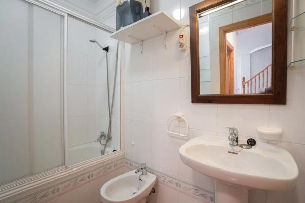 Chalet adosado en calle Pedro Sánchez