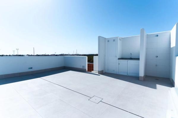 Casa independiente en calle Comunidad Andaluza