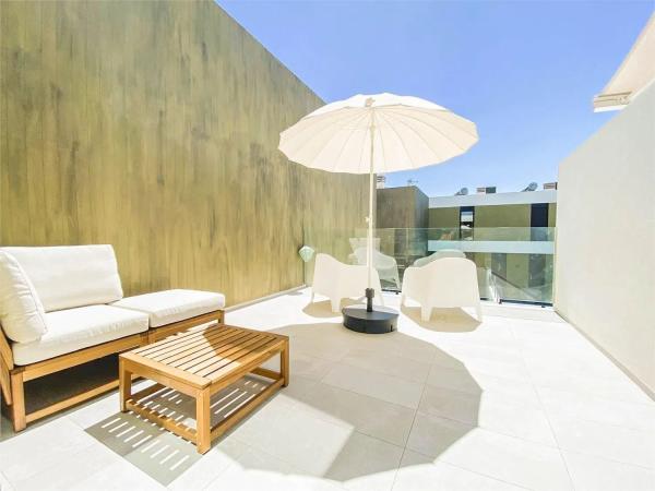 Chalet adosado en calle Santa Teresa s/n