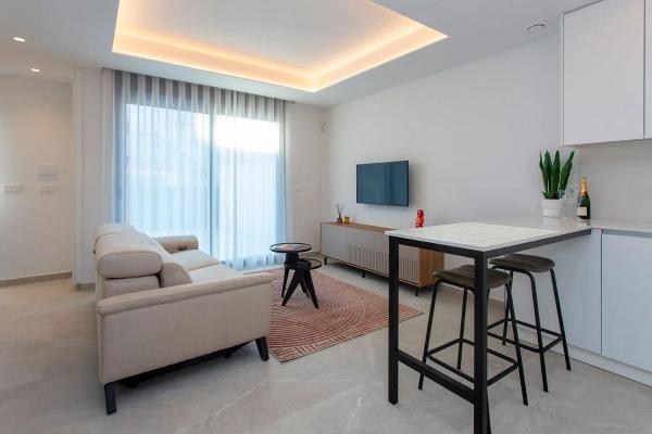 Casa independiente en calle Caleta