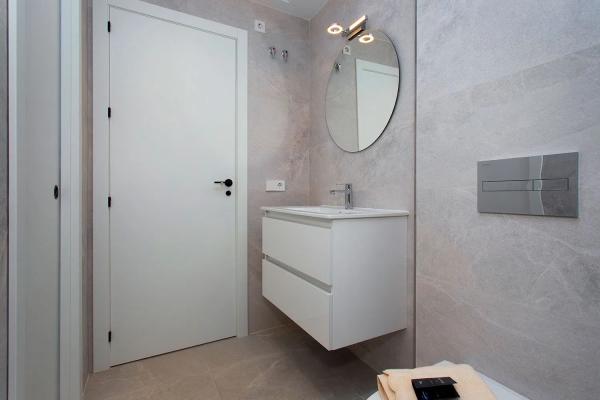 Casa independiente en calle Caleta