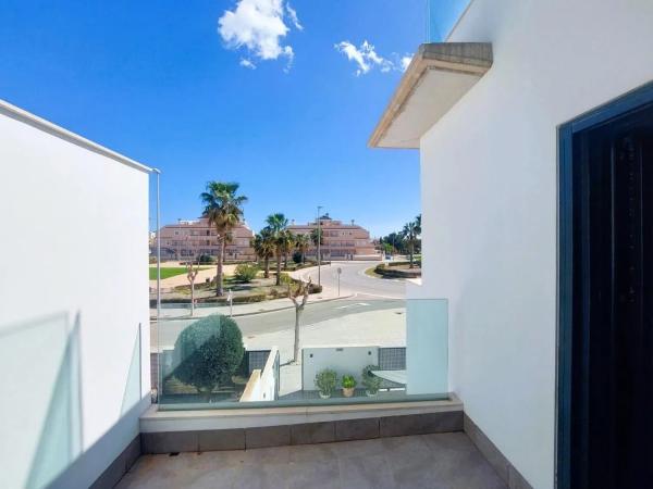 Chalet adosado en calle Parque Antonio Gálvez