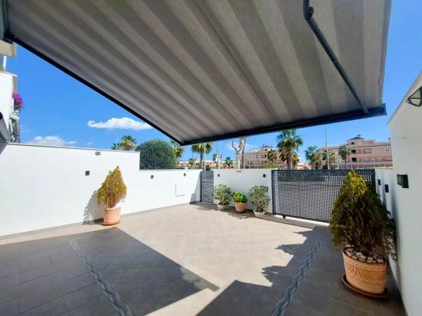 Chalet adosado en calle Parque Antonio Gálvez