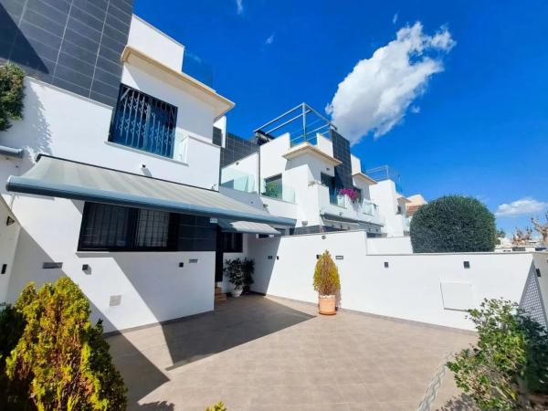 Chalet adosado en calle Parque Antonio Gálvez