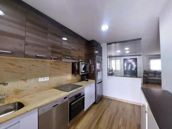 Chalet adosado en calle Parque Antonio Gálvez