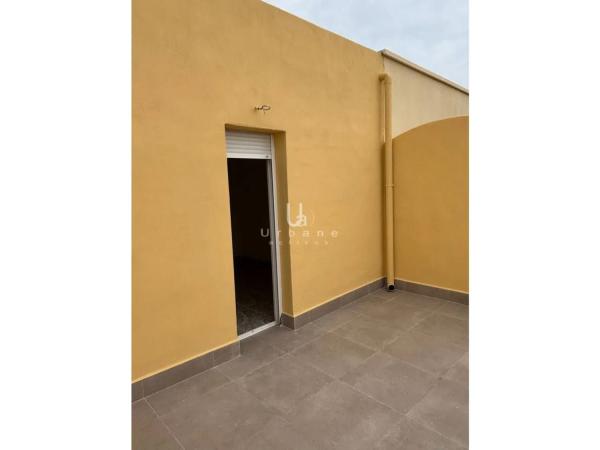 Piso en avenida de las Hierbas