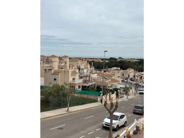 Piso en avenida de las Hierbas