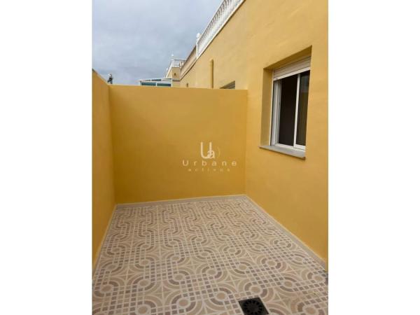 Piso en avenida de las Hierbas