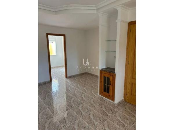 Piso en avenida de las Hierbas