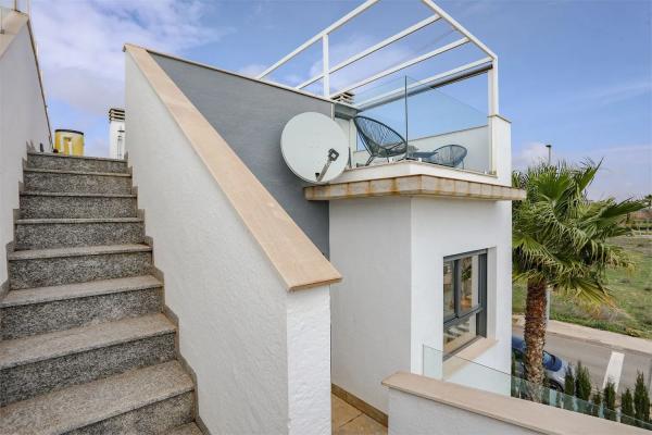 Ático en calle Comunidad Catalana