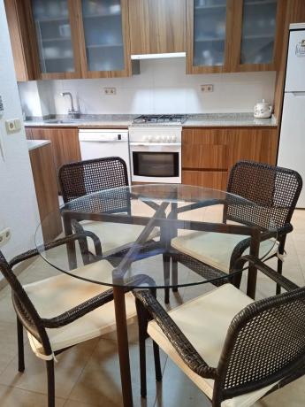 Chalet adosado en calle Remo